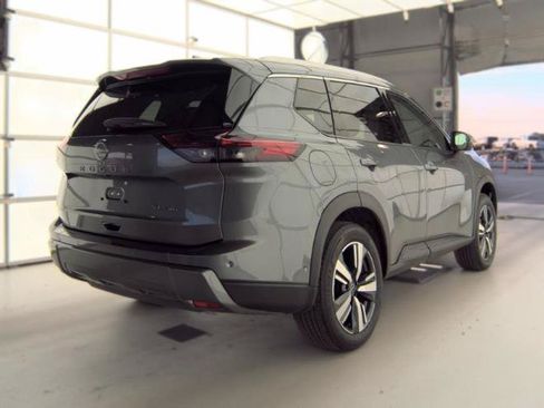 Used 2026 Nissan Rogue SL AWD/4WD image 6