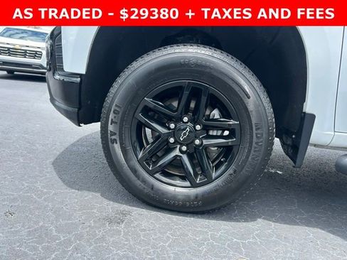 Used 2020 Chevrolet Silverado 1500 LT Trail Boss AWD/4WD image 9