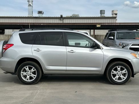 Used 2011 Toyota RAV4 2WD w/ Upgrade Value Pkg image 9