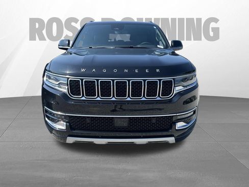 Used 2024 Jeep Wagoneer Series II w/ Flexible Seating Group RWD image 2