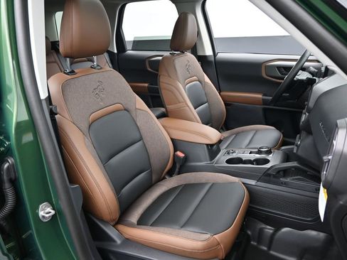 New 2025 Ford Bronco Sport Outer Banks w/ Sasquatch Outer Banks Package image 38