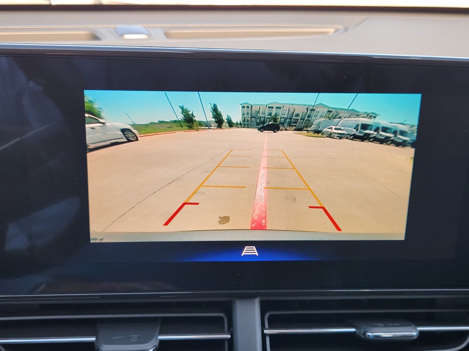 New 2026 Chevrolet Trax ACTIV w/ Sunroof Package FWD image 17