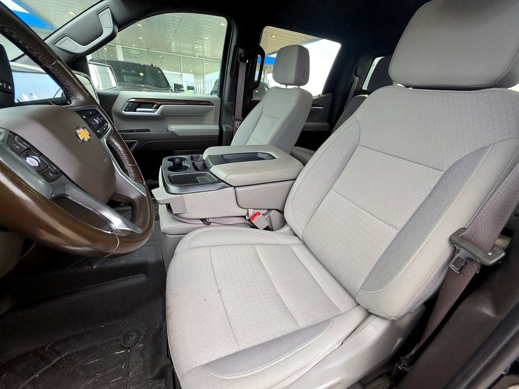 Used 2022 Chevrolet Silverado 1500 LT w/ Max Trailering Package AWD/4WD image 23