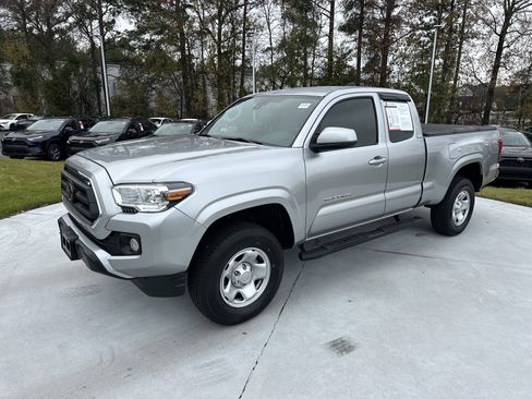 Certified 2023 Toyota Tacoma SR5 image 5