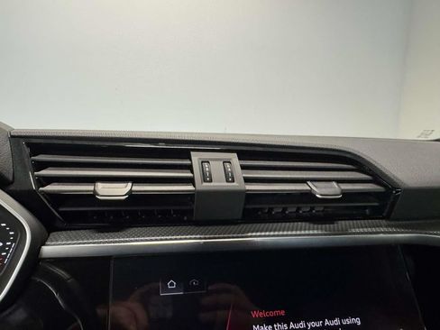 Used 2022 Audi Q3 2.0T Premium Plus AWD/4WD image 31