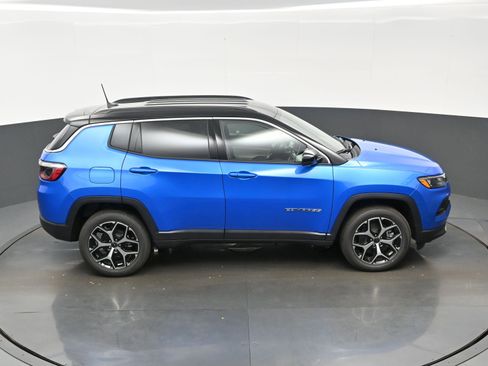 New 2026 Jeep Compass Limited image 23