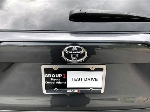 Used 2023 Toyota RAV4 LE FWD image 30