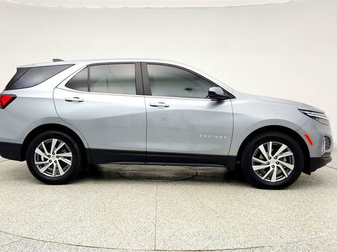 Used 2024 Chevrolet Equinox LT FWD image 4