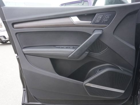 Used 2023 Audi Q5 2.0T Premium Plus image 17