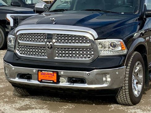 Used 2018 RAM 1500 Laramie image 9