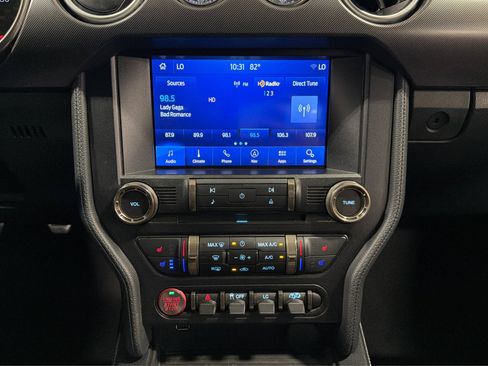 Used 2019 Ford Mustang Shelby GT350 w/ Technology Package RWD image 28