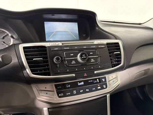 Used 2014 Honda Accord LX image 14