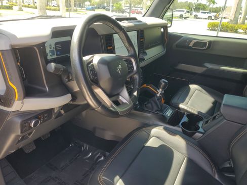 Used 2021 Ford Bronco Badlands image 20