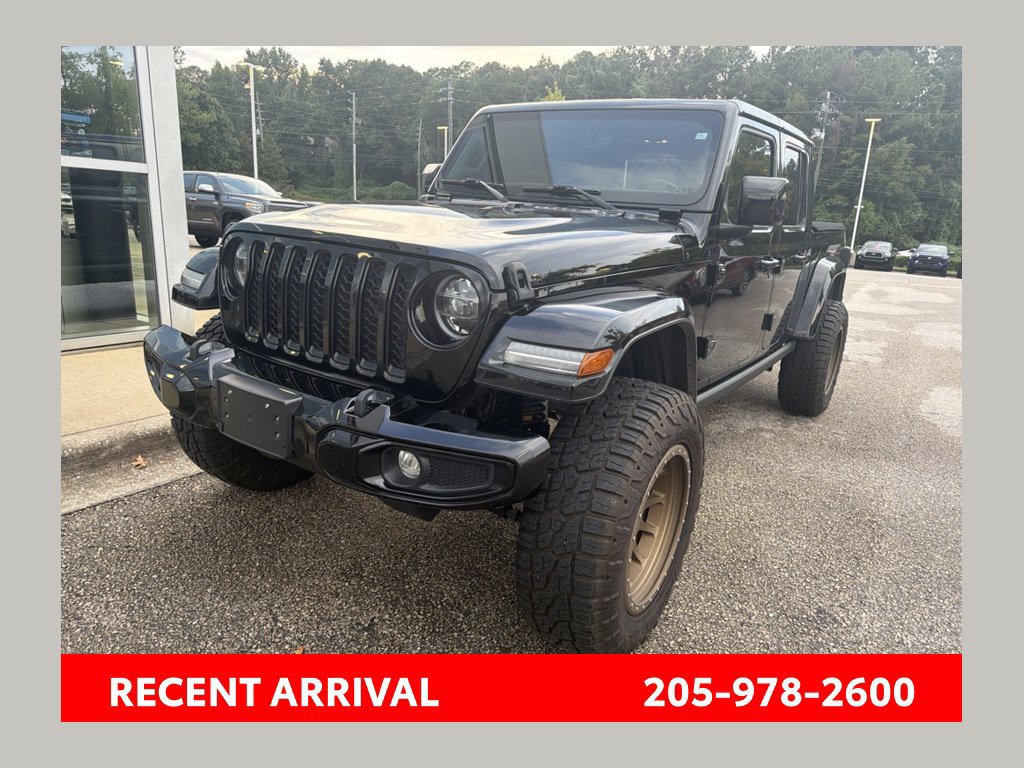 Used 2021 Jeep Gladiator Overland AWD/4WD image 1
