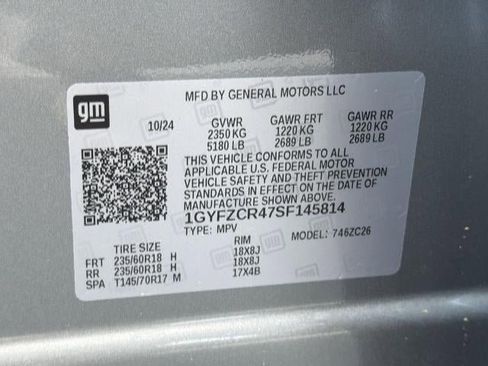 Used 2025 Cadillac XT4 Premium Luxury FWD image 33