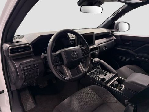 Used 2025 Toyota 4Runner SR5 image 9