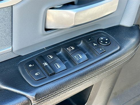 Used 2019 RAM 2500 Big Horn AWD/4WD image 15