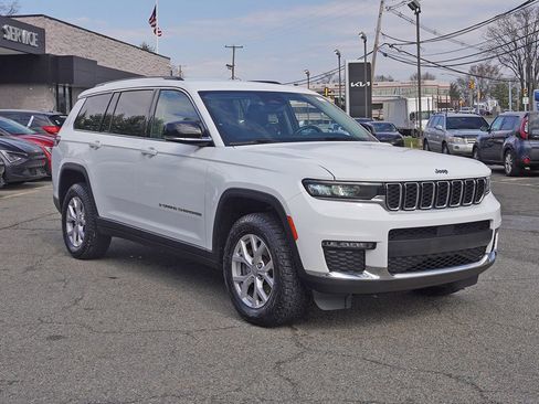 Used 2021 Jeep Grand Cherokee L Limited AWD/4WD image 2