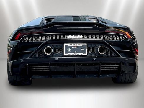 Used 2020 Lamborghini Huracan EVO AWD/4WD image 5