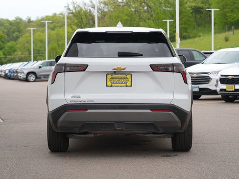 Used 2025 Chevrolet Equinox LT AWD/4WD image 4