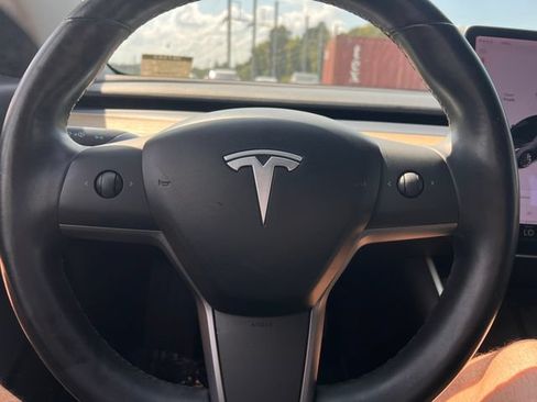 Used 2019 Tesla Model 3 Long Range RWD image 19