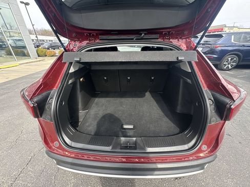 Used 2025 Chevrolet Trax LT image 18