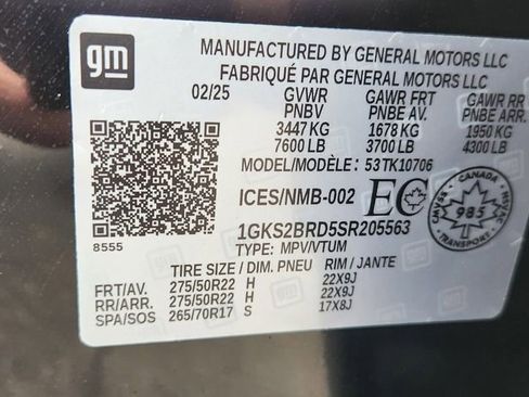 Used 2025 GMC Yukon Elevation w/ LPO, Yukon Black Package image 6