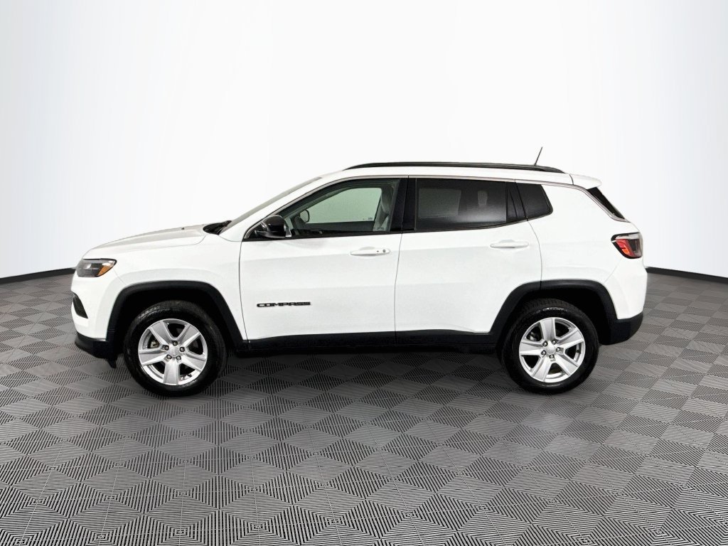 Used 2022 Jeep Compass Latitude AWD/4WD image 4