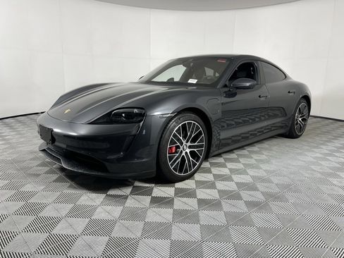 Used 2024 Porsche Taycan 4S image 3