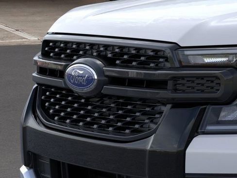 New 2026 Ford Ranger XLT w/ FX4 Off-Road Package image 18