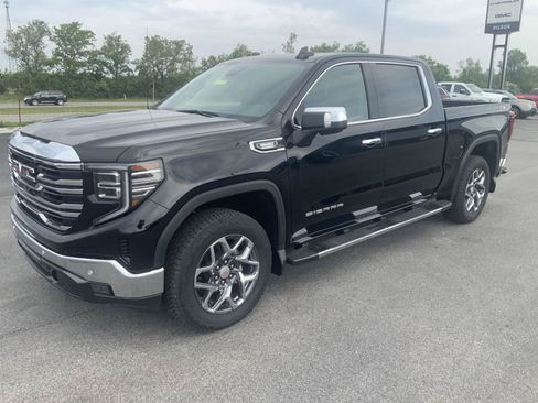 New 2026 GMC Sierra 1500 SLT w/ SLT Premium Plus Package AWD/4WD image 4