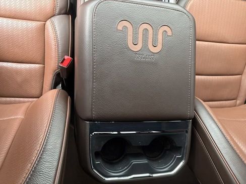 Used 2025 Ford F250 King Ranch w/ FX4 Off-Road Package image 33