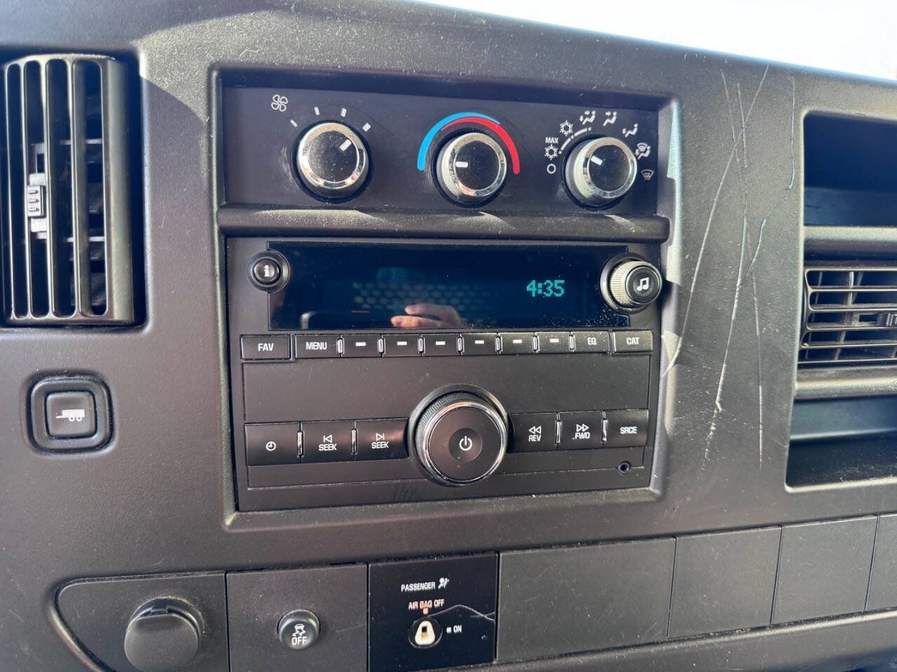 Used 2019 Chevrolet Express 2500 w/ Driver Convenience Package RWD image 18