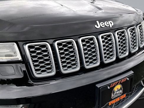 Used 2018 Jeep Grand Cherokee Summit AWD/4WD image 33