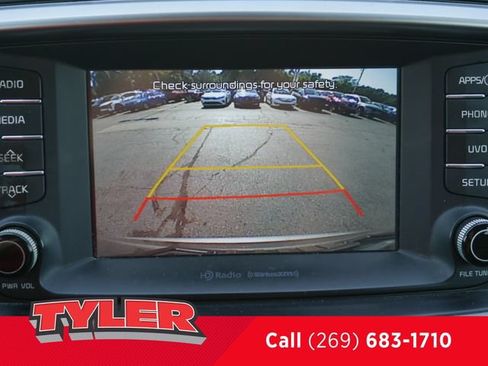 Used 2017 Kia Sorento FWD w/ LX Convenience Package image 48