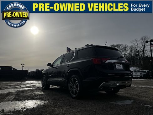 Used 2017 GMC Acadia Denali w/ Technology Package image 8