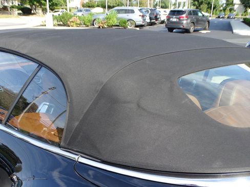 Used 2014 Bentley Continental GT image 29