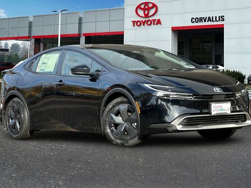 New 2026 Toyota Prius Plug-In Hybrid image 2