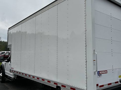 Used 2020 Ford F550 2WD Regular Cab Super Duty image 10
