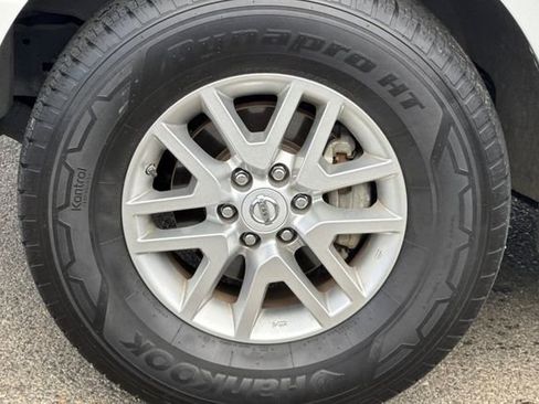 Used 2017 Nissan Frontier SV image 27