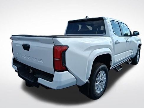 New 2026 Toyota Tacoma SR5 AWD/4WD image 4