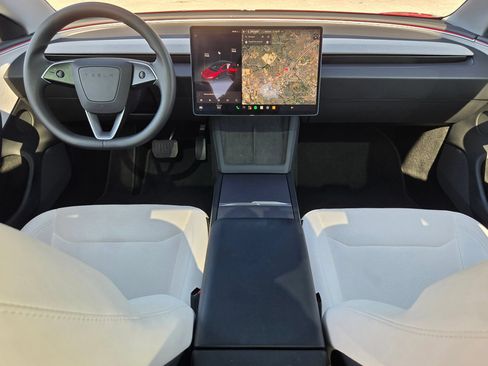 Used 2025 Tesla Model 3 Long Range AWD/4WD image 16