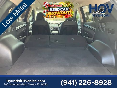 Certified 2024 Hyundai Tucson Limited AWD/4WD image 35