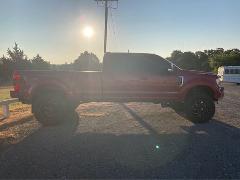 Used 2021 Ford F350 Lariat w/ Lariat Ultimate Package AWD/4WD image 9