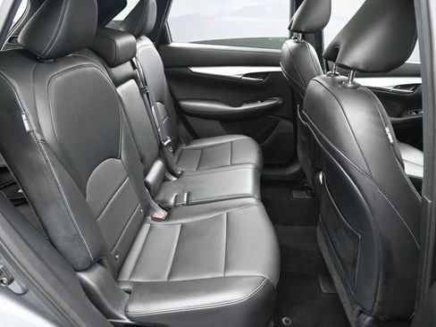 Used 2021 INFINITI QX50 Luxe w/ Appearance Package image 32
