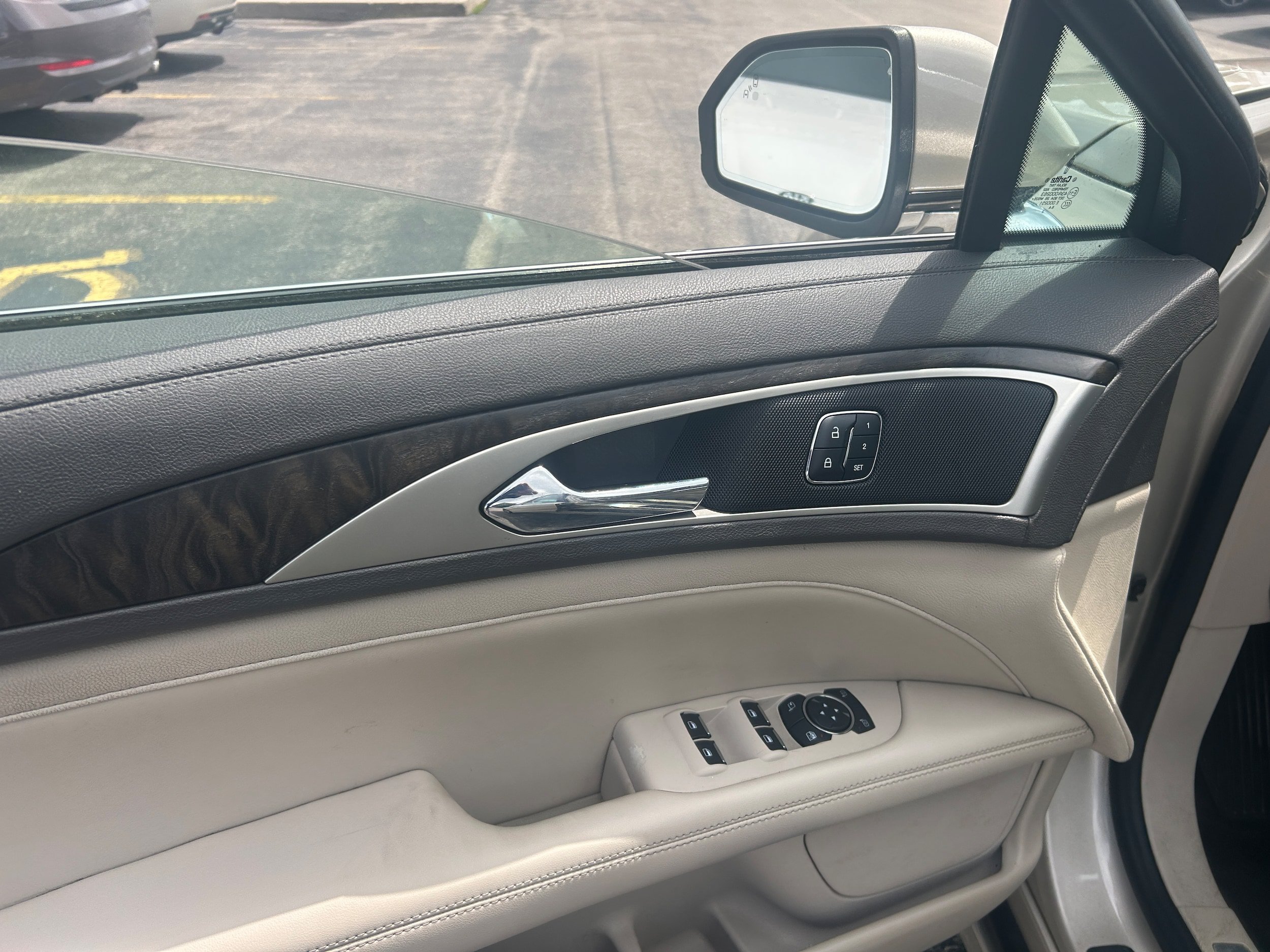 Used 2017 Lincoln MKZ Select FWD image 7