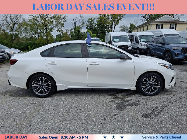 Used 2023 Kia Forte GT-Line w/ GT-Line Premium Package FWD image 12
