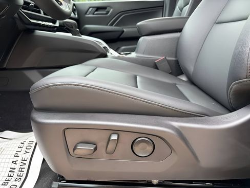 New 2026 Chevrolet Colorado Trail Boss AWD/4WD image 15