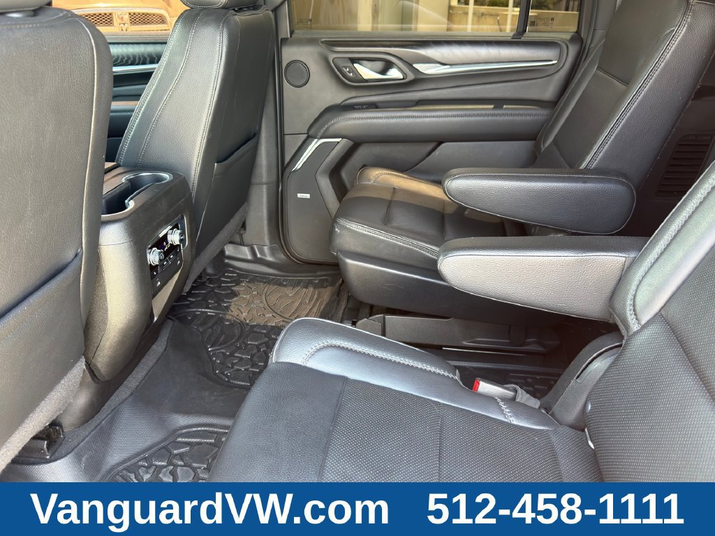Used 2022 GMC Yukon XL Denali AWD/4WD image 34