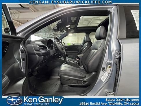 Used 2025 Subaru Forester Touring AWD/4WD image 9